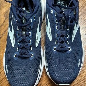 Brooks Ghost 15 Womens Size Right 9B & Left 9D Blue Running Shoes Sneakers READ